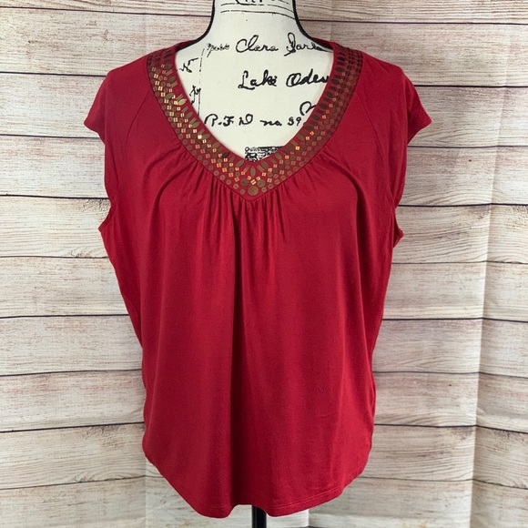 Jones New York Tops - Jones NY Sleeveless Tank Gold Sequin Neckline
